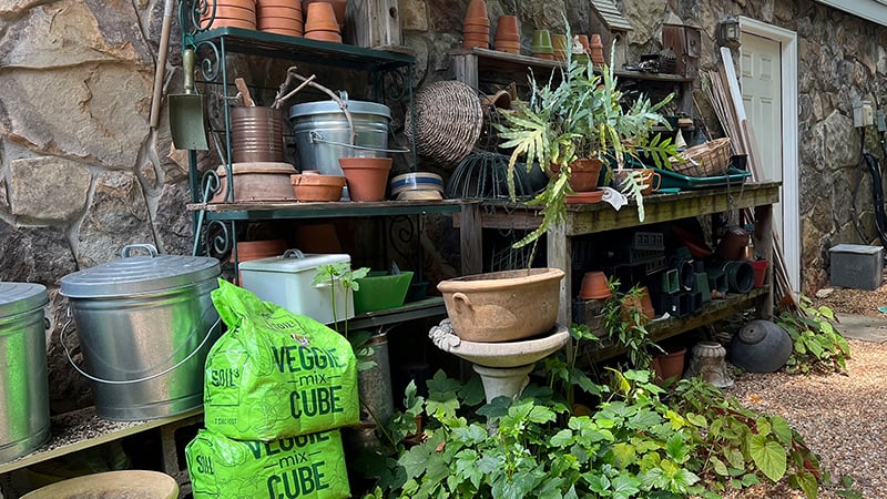 PollockNativePlantGardenPottingBench&VegMix