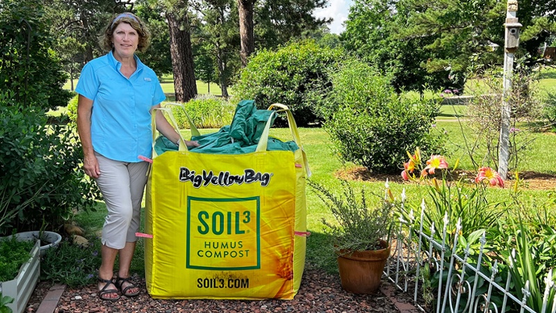 Melanie Landrum BigYellowBag Soil3-1